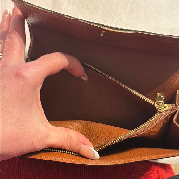 Louis Vuitton Brown Monogram continental Wallet - Picture 14 of 17